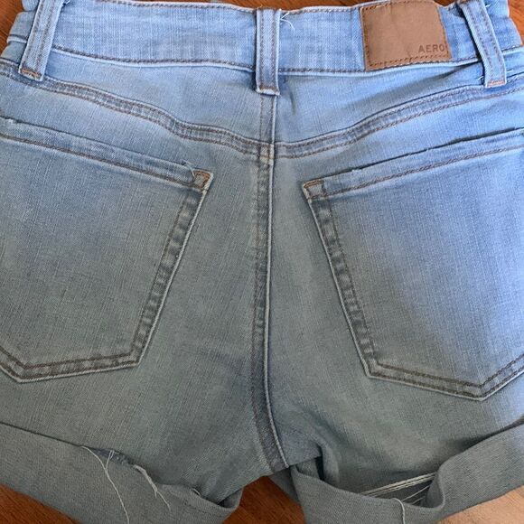 Aeropostale high-rise size 2 distressed shorts - Picture 3 of 11